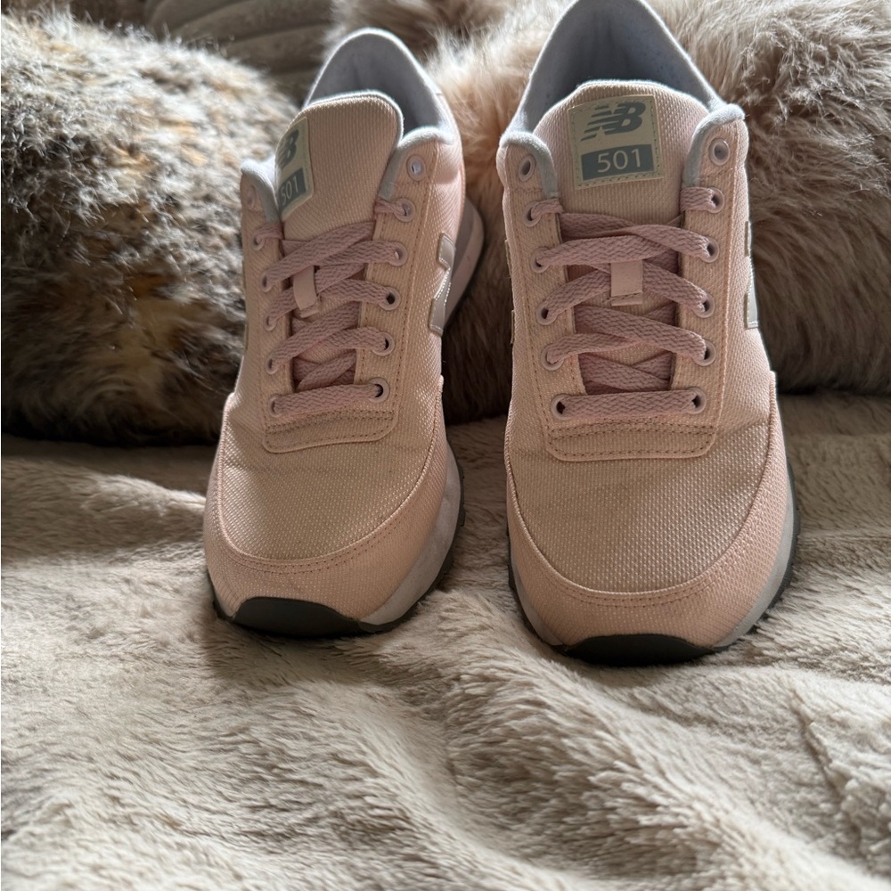 New Balance Women's Pink Sneakers